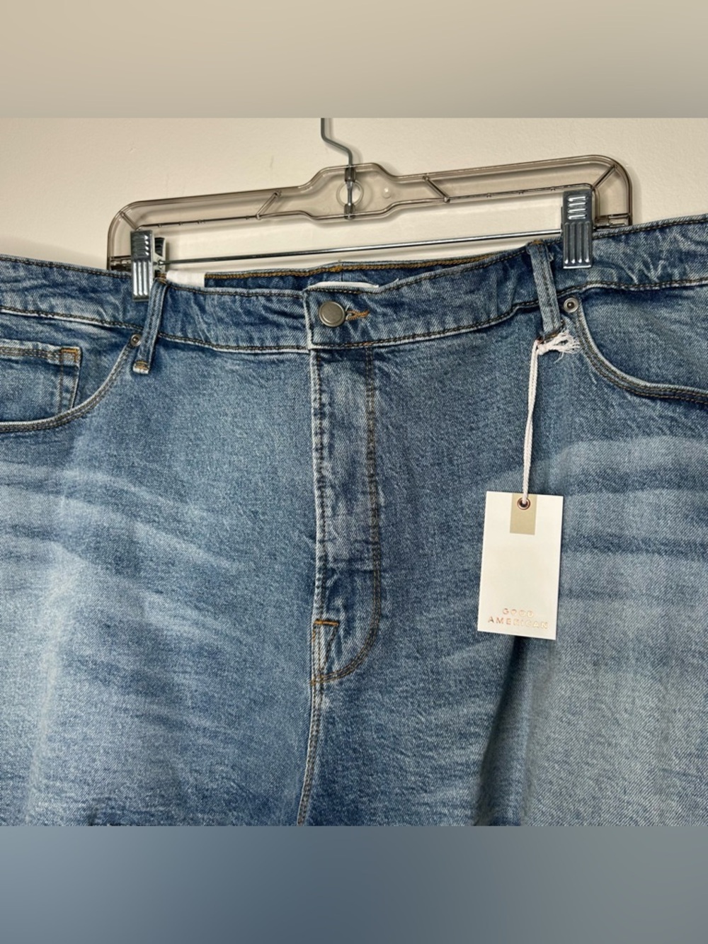Good American Blue Denim Jean Shorts with Rhinestone Fringe - Picture 4 of 13
